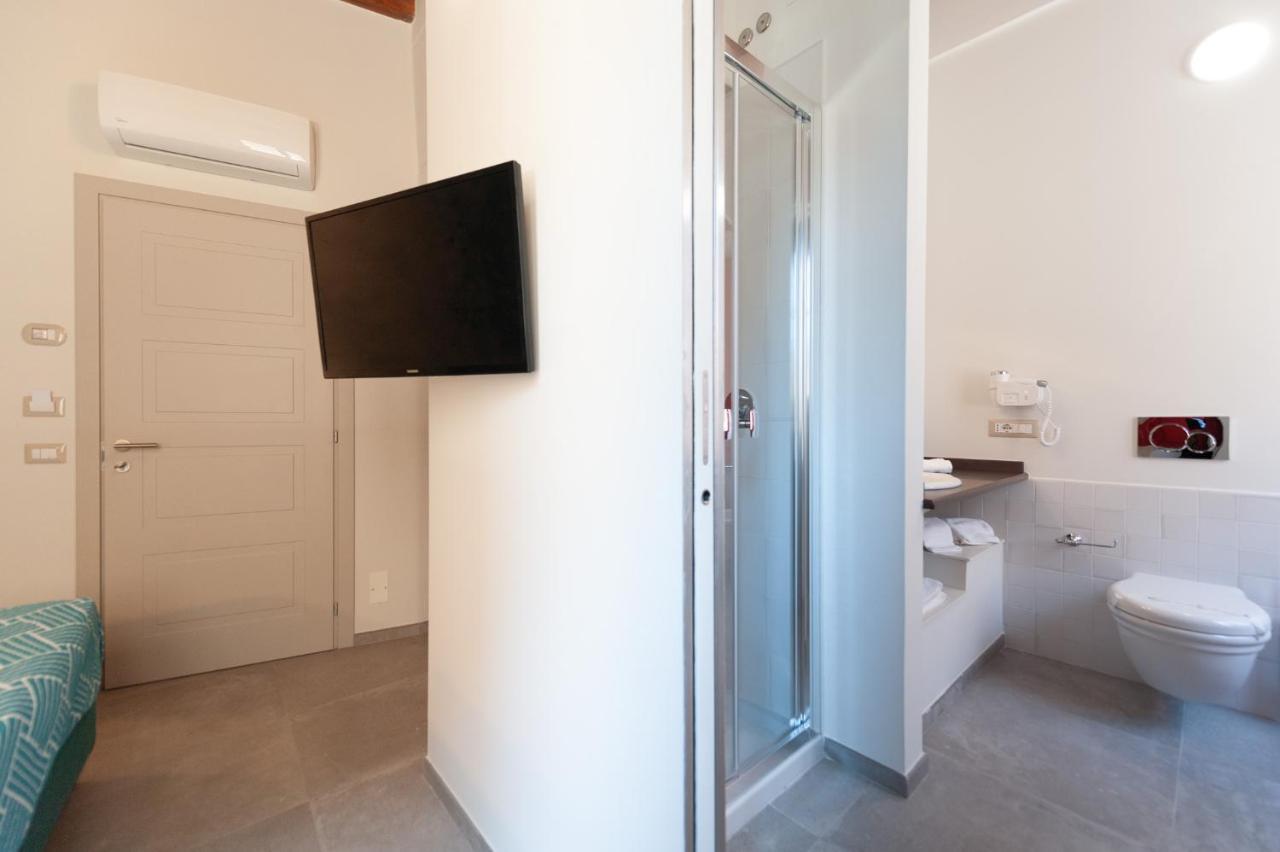 Hotel Domo Sofia à Cagliari Extérieur photo