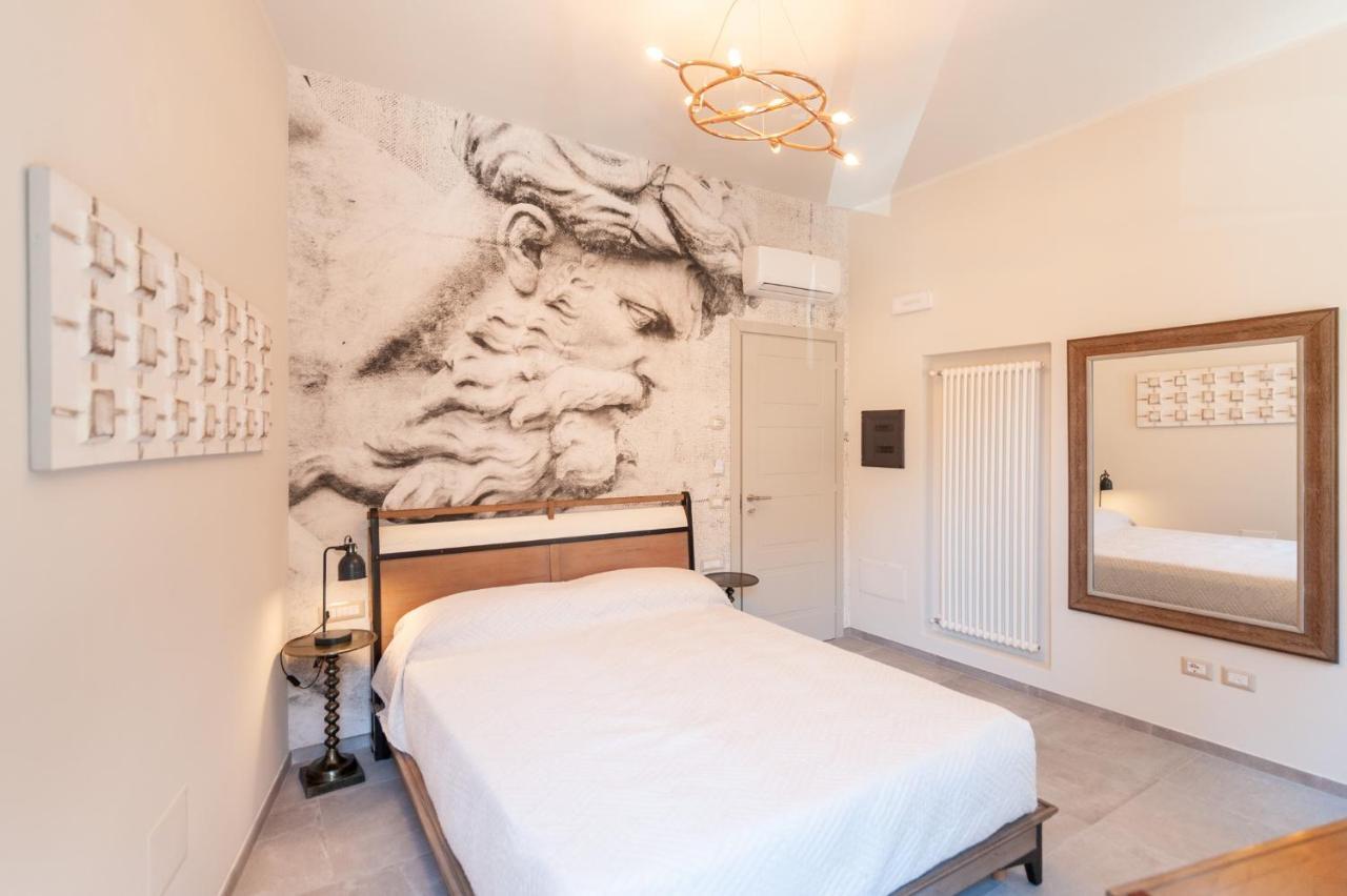 Hotel Domo Sofia à Cagliari Extérieur photo